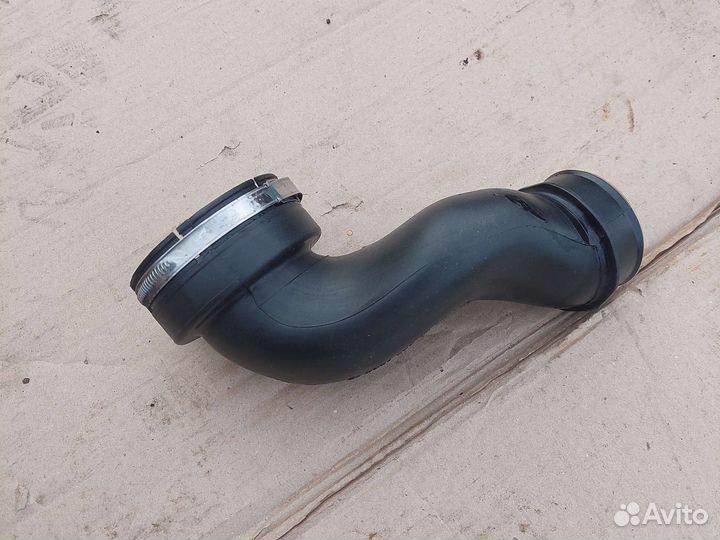 Патрубок интеркулера Mercedes Benz W203 C180