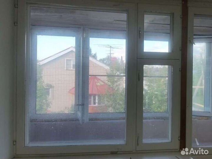 Окно и дверь на балкон бу