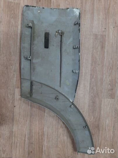 Арочная накладка Паджеро 4