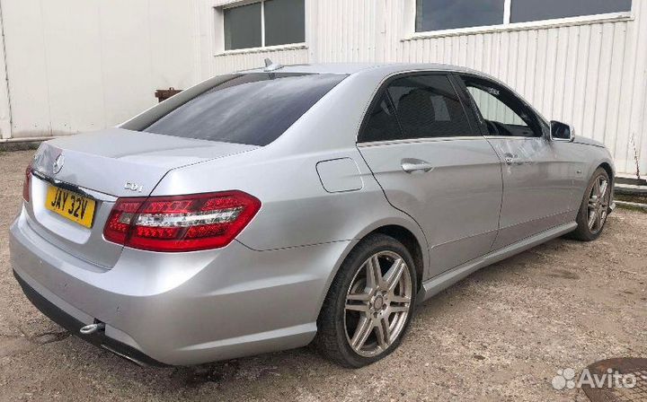 Mercedes W212 2012 г по запчастям