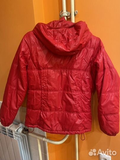 Курточка для девочки на рост 134 см, 13.14 лет