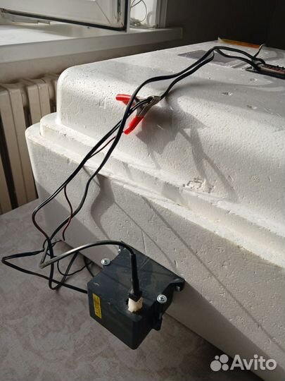 Инкубатор бытовой 