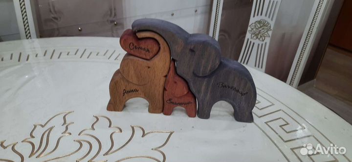 Деревянный пазл Семья Слонов с гравировкой и без