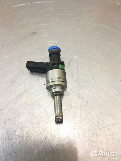 Форсунка Mercedes C-Class W204 M271 1.8TI 2010