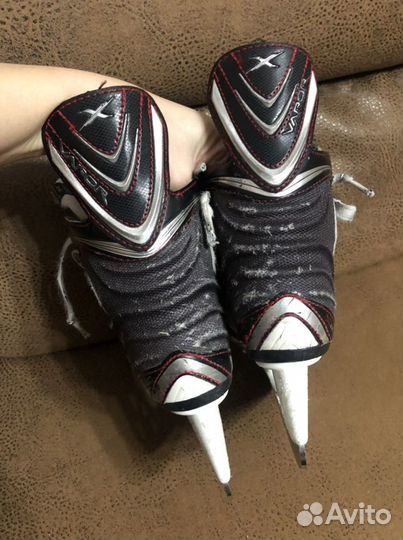 Коньки bauer 28