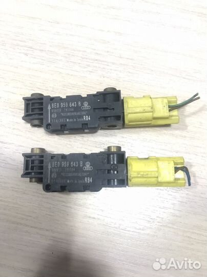 Датчик Airbag Audi A4