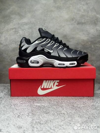 Кроссовки Nike AIR max TN plus