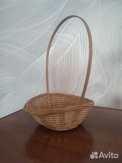 Корзина плетеная для цветов