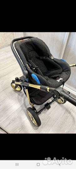 Коляска 3 в 1 с автолюлькой