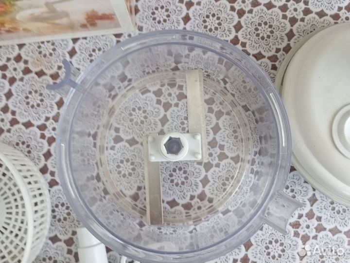 Кухонный измельчитель ручной