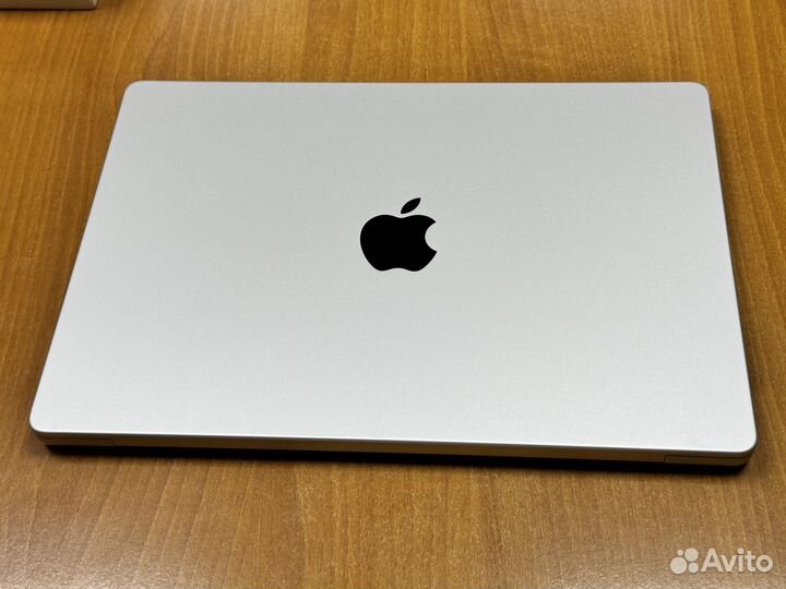 Apple MacBook Pro 14