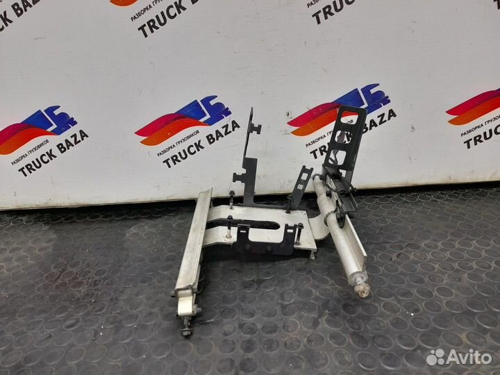 21852865 Кронштейн бака AdBlue Renault T