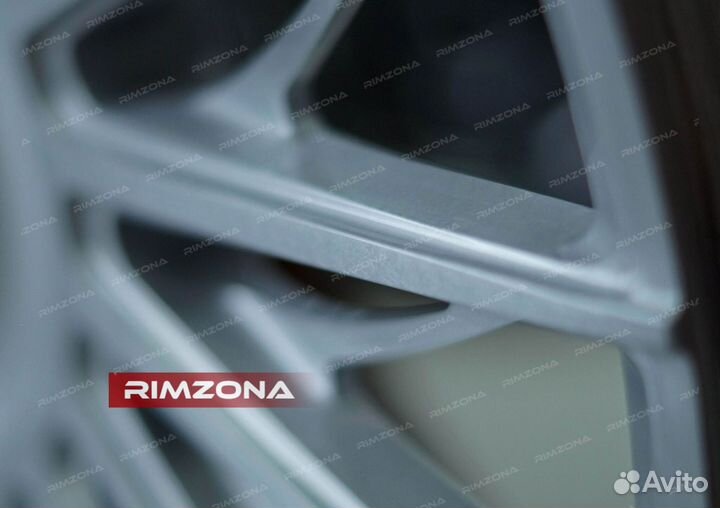 Кованые диски R22 на Range Rover Evoque