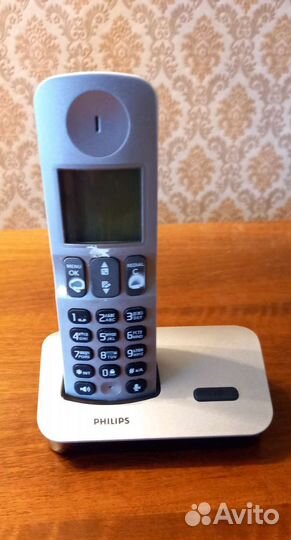 Радио телефон Philips D500