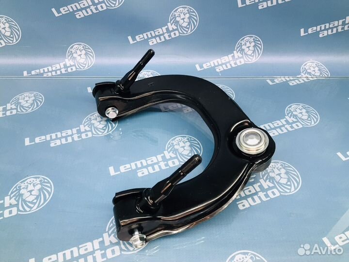 Рычаг подвески верхний правый Hyundai Sonata