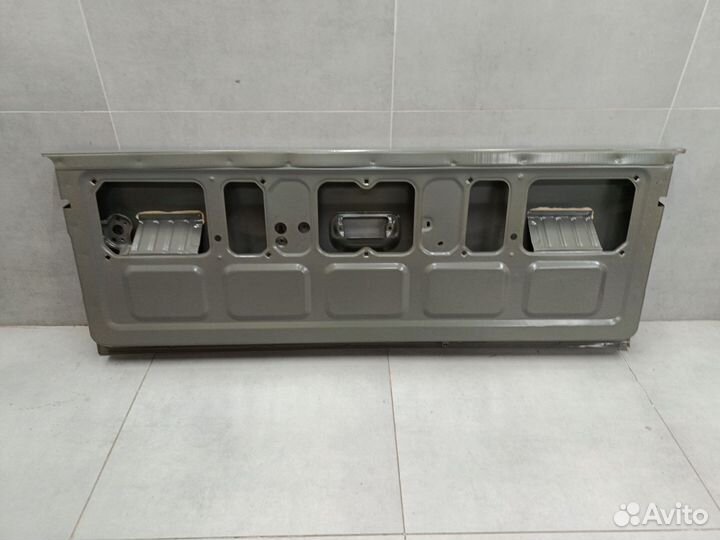Дверь багажника нижняя Toyota Hilux 2005-2015