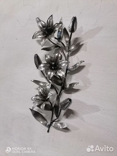 Пано из лилий