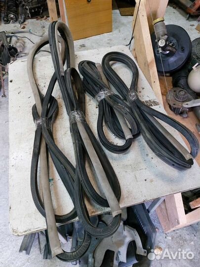 Уплотнитель Audi A4 B5