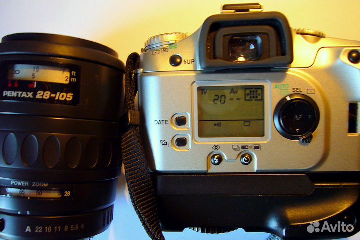 Pentax ist с объективом 28-105, Зенит с обективами