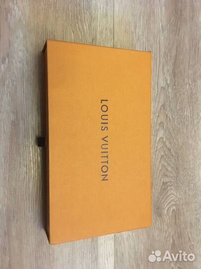 Продаю мужское портмоне Louis Vuitton