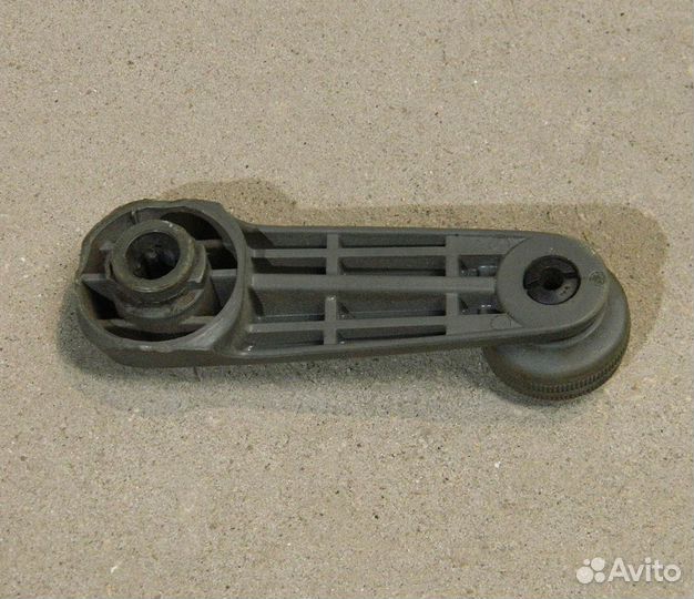 Ручка стеклоподъемника Kadett E