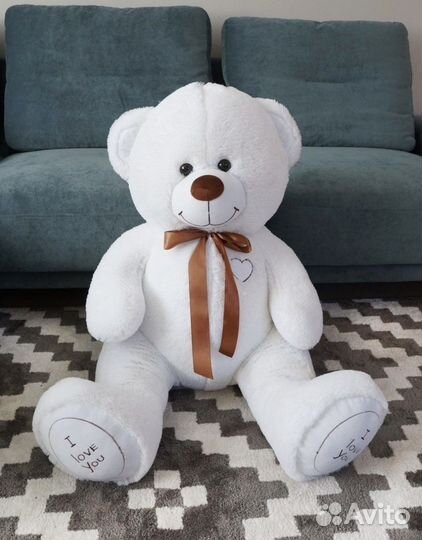 Плюшевый медведь большой
