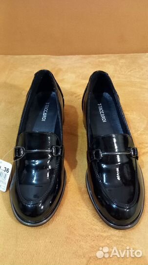 Туфли Лоферы женские 36 размер новые