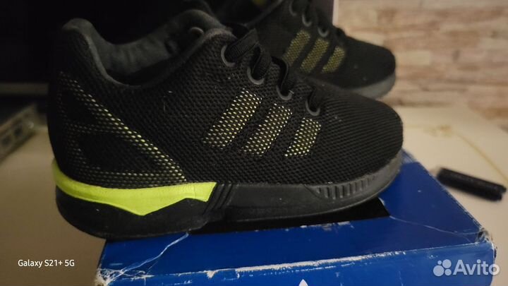 Кроссовки детские adidas 23