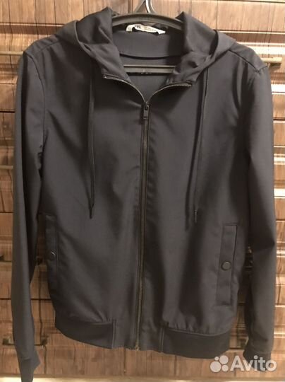 Ветровка Zara