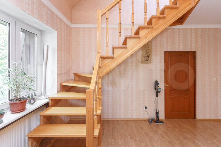 4-к. квартира, 158 м², 3/4 эт.