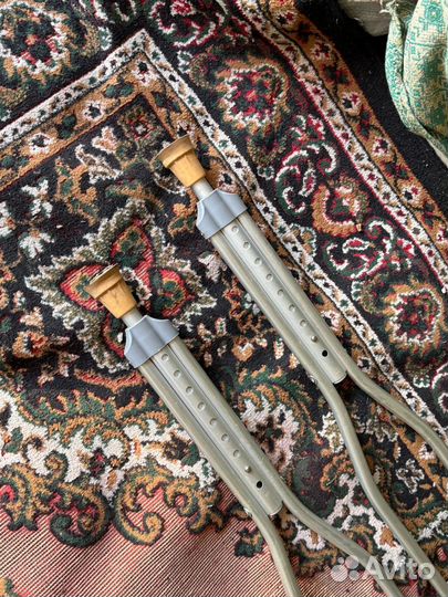 Костыли подмышечные