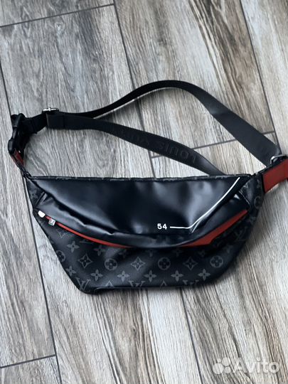 Сумка поясная louis vuitton