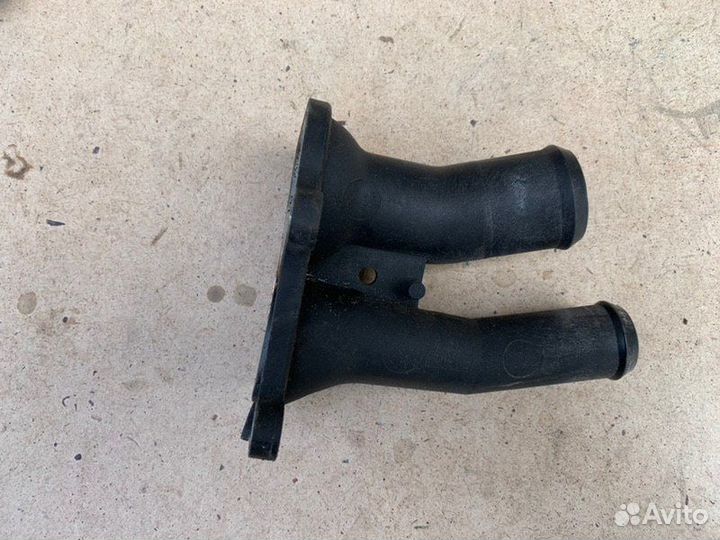 Корпус термостата Ford Focus 3 хетчбэк 1.6 pnda