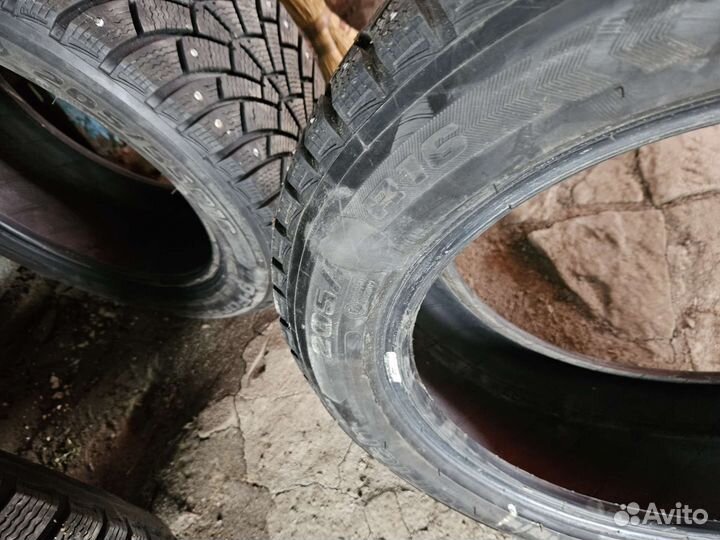 Bfgoodrich G-Force Stud 205/55 R16