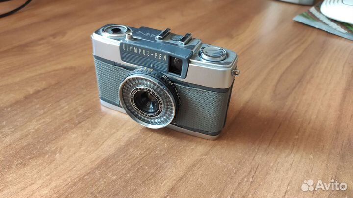 Плёночный фотоаппарат Olympus Pen ee-2