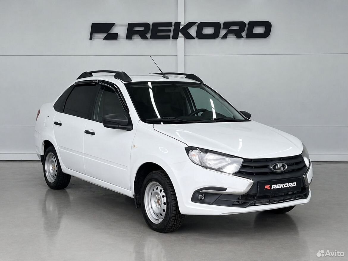 ВАЗ (LADA) Granta 1.6 MT, 2020, 300 805 км