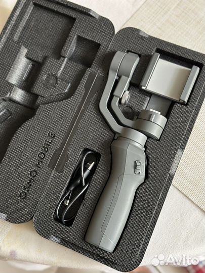 Стабилизатор для съемки DJI Osmo mobile 2