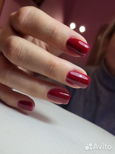 Маникюр, наращивание ногтей