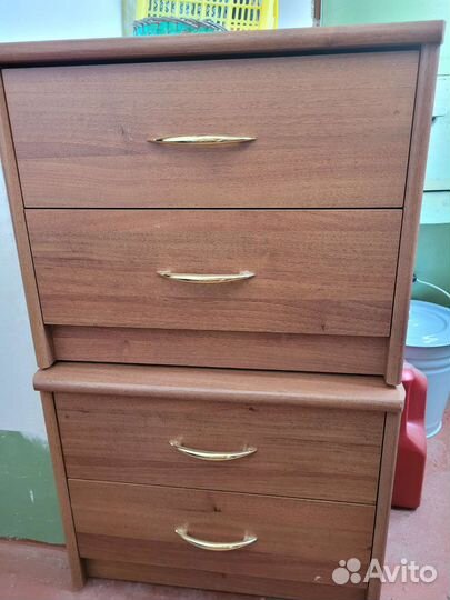 Тумбочка прикроватная бу