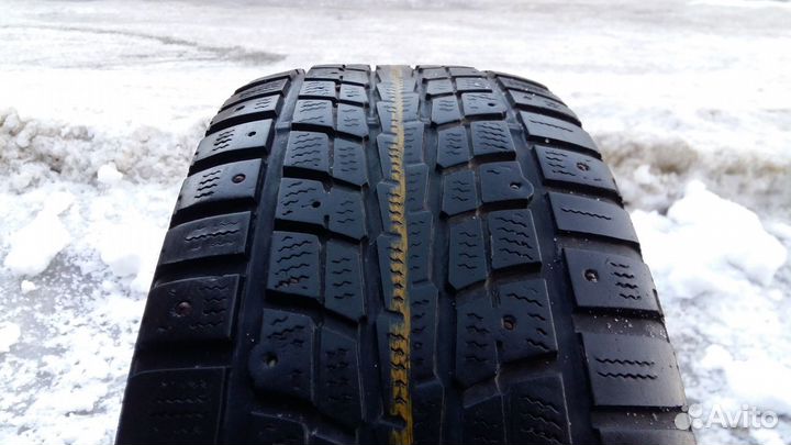 Dunlop SP Winter Ice 01 235/65 R17 108T