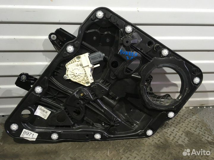 Стеклоподъемник электрический задний левый