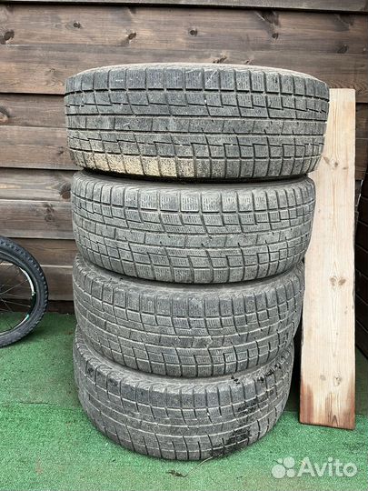 Yokohama Ice Guard IG30 225/60 R16