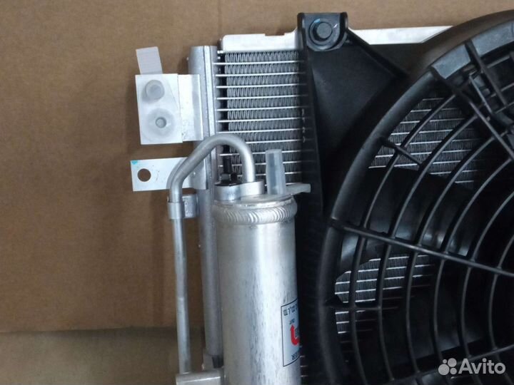 Продам радиатор кондиционера LADA гранта