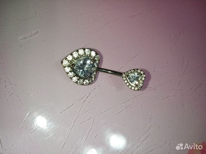 Пирсинг в пупок