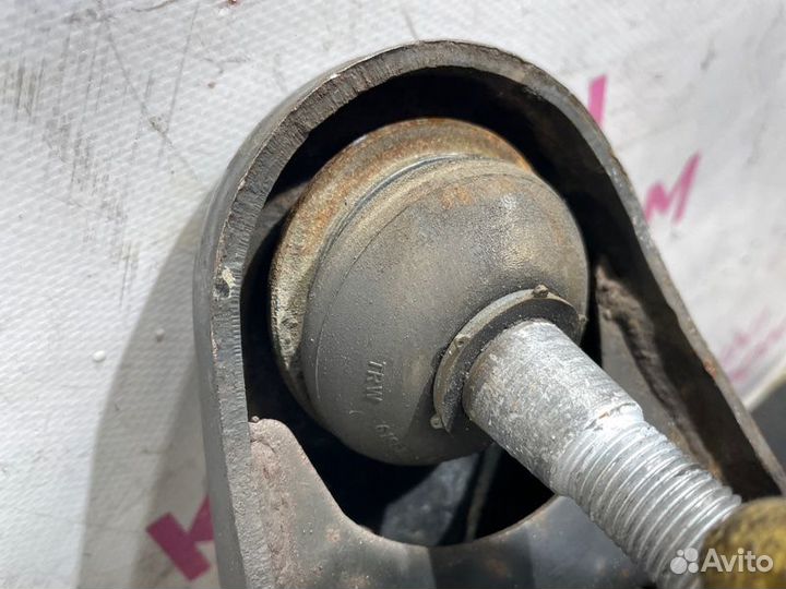 Рычаг подвески Ford Explorer U251 triton V8 2007