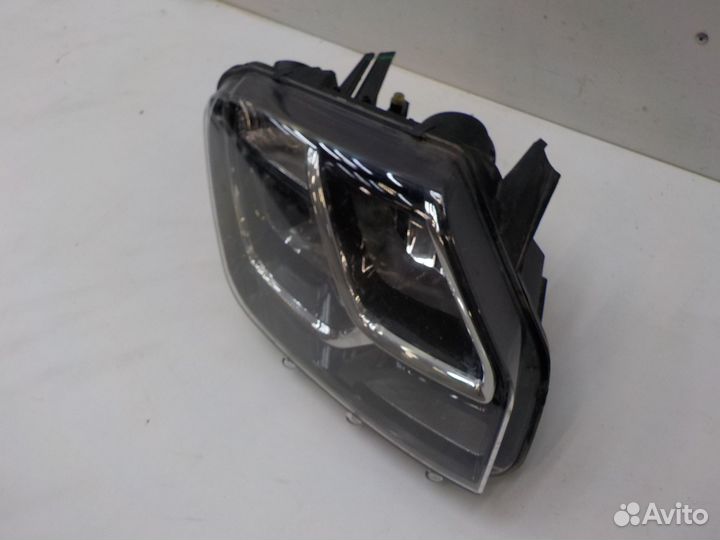 Фара правая Renault Duster 2015