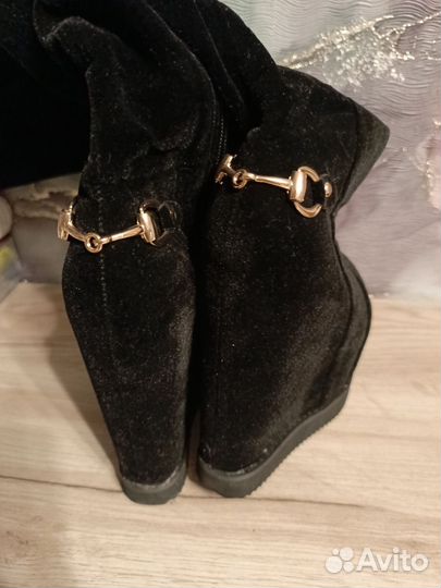 Сапоги женские демисезонные 37 на танкетке/каблуке