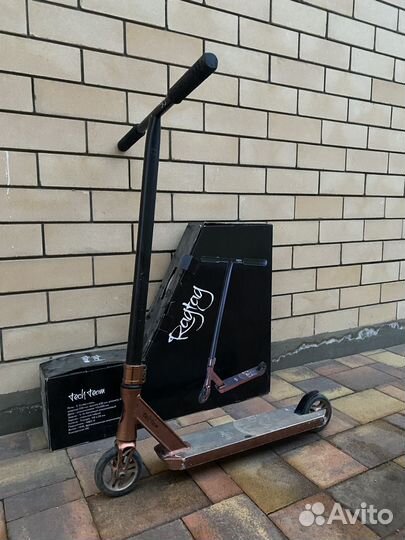 Трюковой самокат tech team ragtag 2021