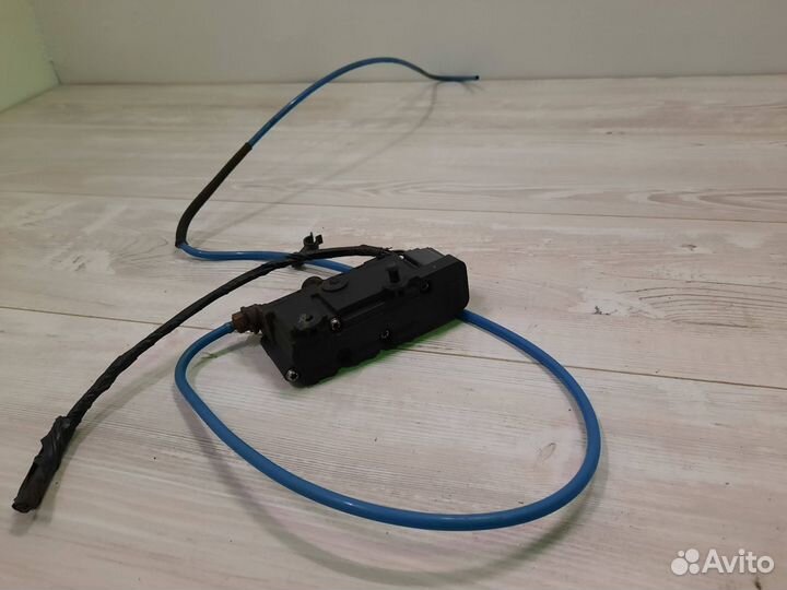 Клапан пневматический Land Rover