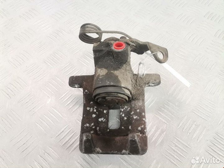 Суппорт задний левый для Volkswagen Passat 5